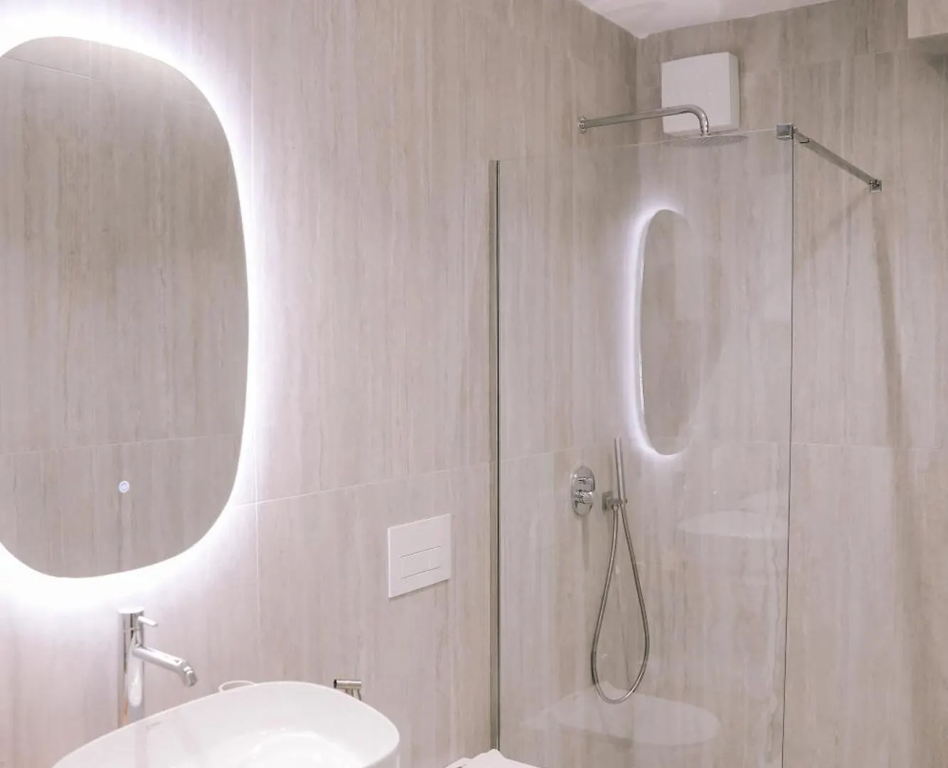Apartment Eli Luxury Home Tirana Albania