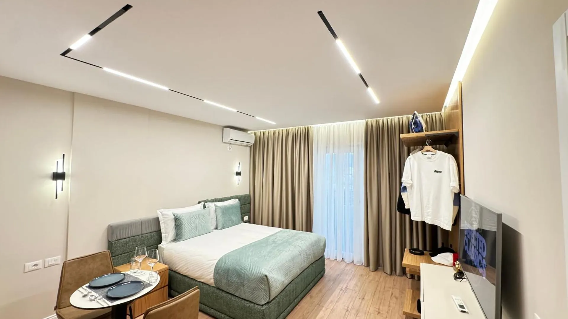 Eli Luxury Home ティラナ